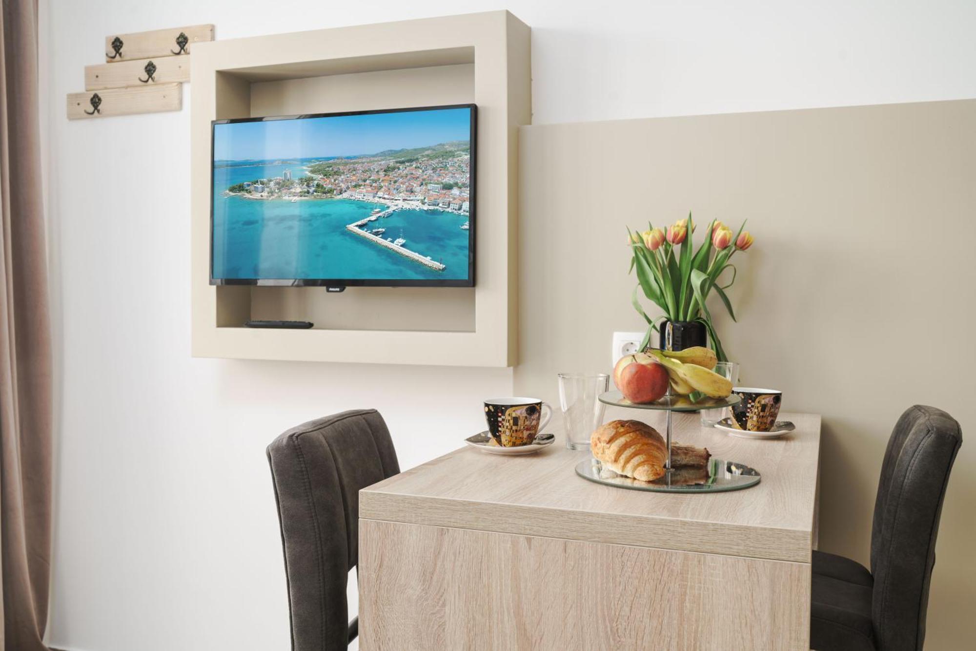 Apartment Remy Vodice Esterno foto