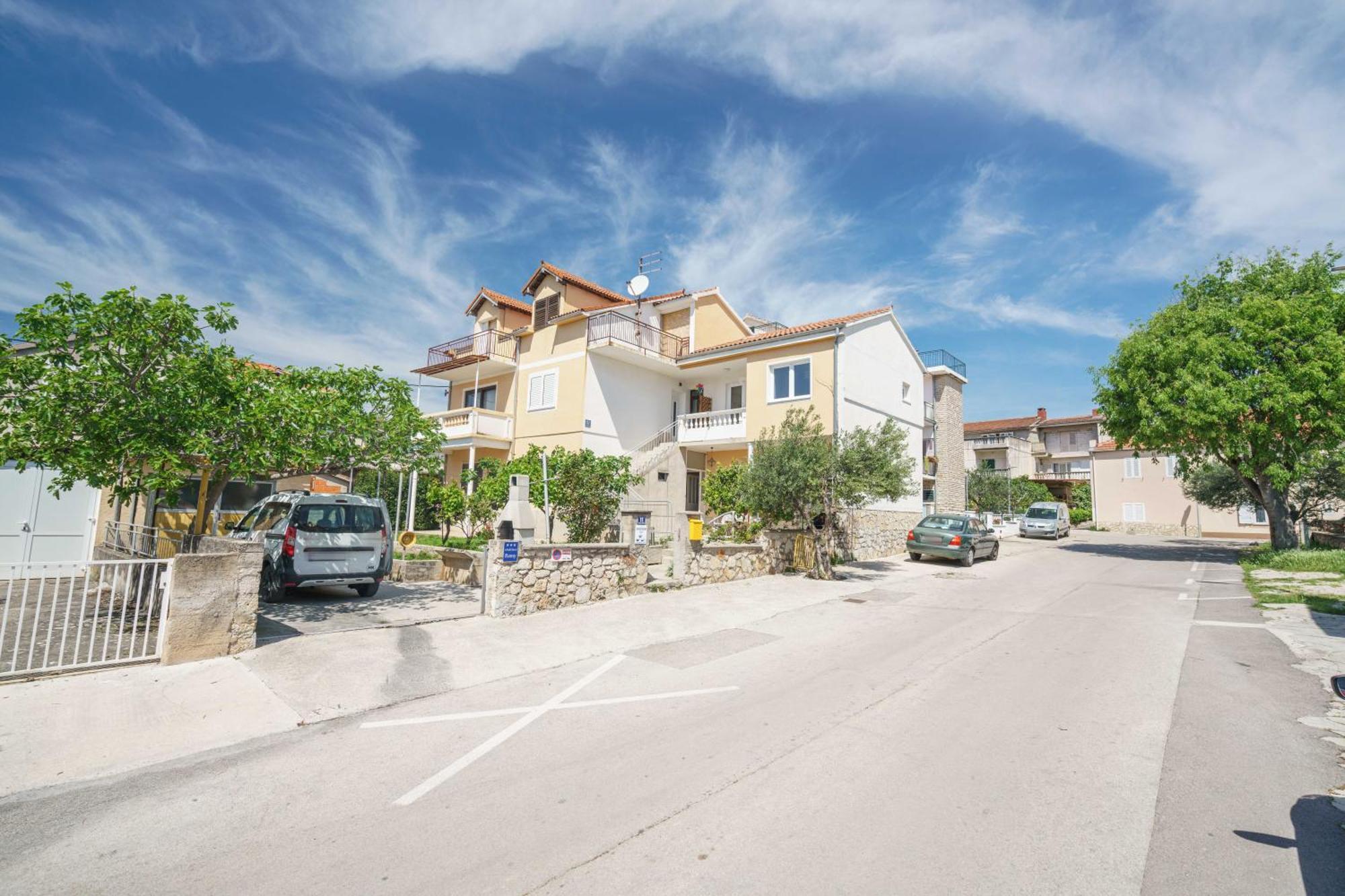 Apartment Remy Vodice Esterno foto